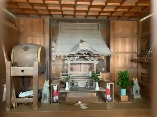 七浦稲荷神社の本殿・本堂