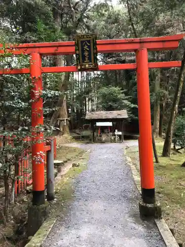 石山寺の{uncategorized: "未分類", other: "その他", undefined: "問題あり", building: "その他建物", grave: "お墓", sacred_gate: "鳥居", guardian: "狛犬", statue: "像", buddha: "仏像", history: "歴史", nature: "自然", garden: "庭園", animal: "動物", pagoda: "塔", temizu: "手水舎", mountain_gate: "山門・神門", sanctuary: "本殿・本堂", subordinate: "末社・摂社", art: "芸術", scenery: "景色", jizo: "地蔵", ema: "絵馬", goshuin: "御朱印", omikuji: "おみくじ", items: "授与品その他", amulet: "お守り", goshuincho: "御朱印帳", eats: "食事", festival: "お祭り", votive_dance: "神楽", shichigosan: "七五三参", wedding: "結婚式", experience: "体験その他", initially: "初詣", around: "周辺", anti_infection: "感染症対策"}
