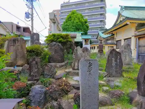 川嶋神社（川村町）の末社・摂社