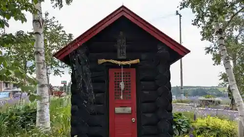 深山神社の本殿・本堂