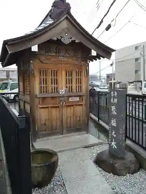 熊野神社の本殿・本堂