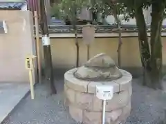 率川神社（大神神社摂社）の建物その他