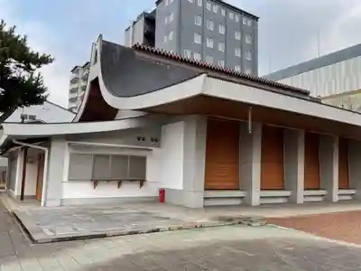 伏見稲荷大社御旅所の本殿・本堂