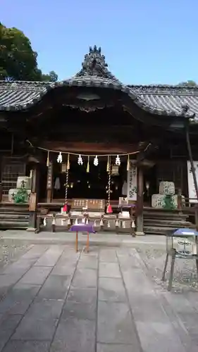 冠纓神社の本殿