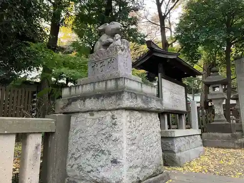 調神社の狛犬