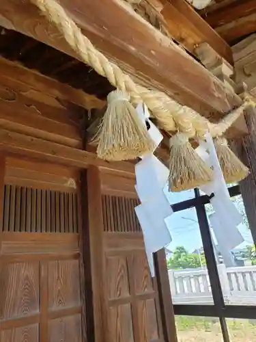 須田神社の本殿