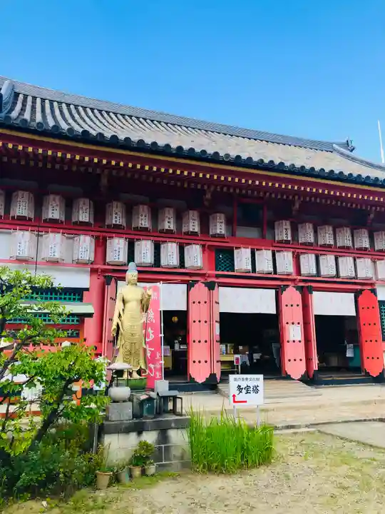 愛染堂勝鬘院の本殿・本堂