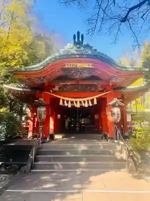 雪ケ谷八幡神社の{uncategorized: "未分類", other: "その他", undefined: "問題あり", building: "その他建物", grave: "お墓", sacred_gate: "鳥居", guardian: "狛犬", statue: "像", buddha: "仏像", history: "歴史", nature: "自然", garden: "庭園", animal: "動物", pagoda: "塔", temizu: "手水舎", mountain_gate: "山門・神門", sanctuary: "本殿・本堂", subordinate: "末社・摂社", art: "芸術", scenery: "景色", jizo: "地蔵", ema: "絵馬", goshuin: "御朱印", omikuji: "おみくじ", items: "授与品その他", amulet: "お守り", goshuincho: "御朱印帳", eats: "食事", festival: "お祭り", votive_dance: "神楽", shichigosan: "七五三参", wedding: "結婚式", experience: "体験その他", initially: "初詣", around: "周辺", anti_infection: "感染症対策"}