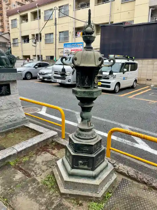 成増氷川神社の{uncategorized: "未分類", other: "その他", undefined: "問題あり", building: "その他建物", grave: "お墓", sacred_gate: "鳥居", guardian: "狛犬", statue: "像", buddha: "仏像", history: "歴史", nature: "自然", garden: "庭園", animal: "動物", pagoda: "塔", temizu: "手水舎", mountain_gate: "山門・神門", sanctuary: "本殿・本堂", subordinate: "末社・摂社", art: "芸術", scenery: "景色", jizo: "地蔵", ema: "絵馬", goshuin: "御朱印", omikuji: "おみくじ", items: "授与品その他", amulet: "お守り", goshuincho: "御朱印帳", eats: "食事", festival: "お祭り", votive_dance: "神楽", shichigosan: "七五三参", wedding: "結婚式", experience: "体験その他", initially: "初詣", around: "周辺", anti_infection: "感染症対策"}