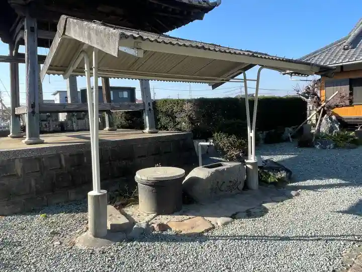 光輪寺の{uncategorized: "未分類", other: "その他", undefined: "問題あり", building: "その他建物", grave: "お墓", sacred_gate: "鳥居", guardian: "狛犬", statue: "像", buddha: "仏像", history: "歴史", nature: "自然", garden: "庭園", animal: "動物", pagoda: "塔", temizu: "手水舎", mountain_gate: "山門・神門", sanctuary: "本殿・本堂", subordinate: "末社・摂社", art: "芸術", scenery: "景色", jizo: "地蔵", ema: "絵馬", goshuin: "御朱印", omikuji: "おみくじ", items: "授与品その他", amulet: "お守り", goshuincho: "御朱印帳", eats: "食事", festival: "お祭り", votive_dance: "神楽", shichigosan: "七五三参", wedding: "結婚式", experience: "体験その他", initially: "初詣", around: "周辺", anti_infection: "感染症対策"}