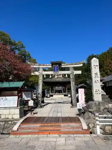 伊豆神社の鳥居