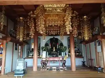 寶國寺の本殿