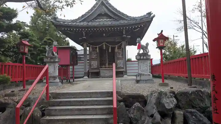 荷席稲荷神社(岐阜県)