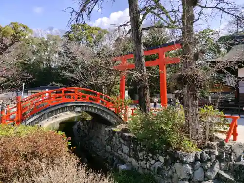 賀茂御祖神社（下鴨神社）の{uncategorized: "未分類", other: "その他", undefined: "問題あり", building: "その他建物", grave: "お墓", sacred_gate: "鳥居", guardian: "狛犬", statue: "像", buddha: "仏像", history: "歴史", nature: "自然", garden: "庭園", animal: "動物", pagoda: "塔", temizu: "手水舎", mountain_gate: "山門・神門", sanctuary: "本殿・本堂", subordinate: "末社・摂社", art: "芸術", scenery: "景色", jizo: "地蔵", ema: "絵馬", goshuin: "御朱印", omikuji: "おみくじ", items: "授与品その他", amulet: "お守り", goshuincho: "御朱印帳", eats: "食事", festival: "お祭り", votive_dance: "神楽", shichigosan: "七五三参", wedding: "結婚式", experience: "体験その他", initially: "初詣", around: "周辺", anti_infection: "感染症対策"}