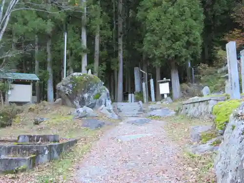 甲斐駒ヶ岳神社の建物その他