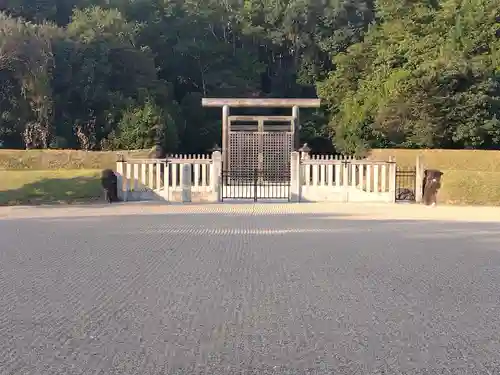 神武天皇陵（畝傍山東北陵）(奈良県)