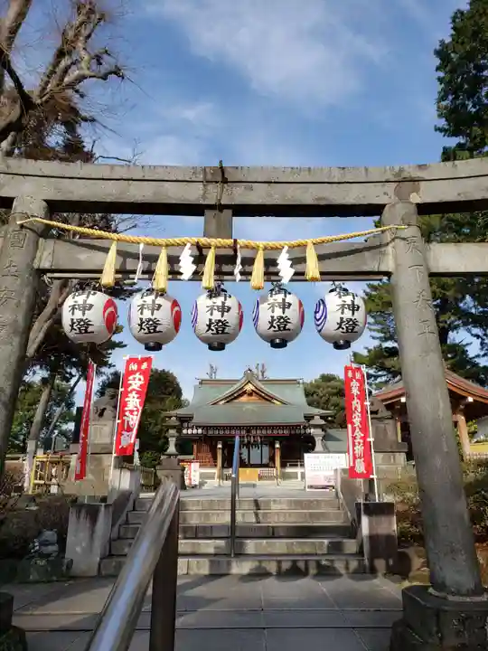 中野沼袋氷川神社の鳥居