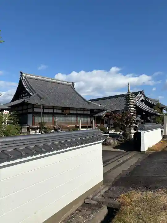祐泉寺の{uncategorized: "未分類", other: "その他", undefined: "問題あり", building: "その他建物", grave: "お墓", sacred_gate: "鳥居", guardian: "狛犬", statue: "像", buddha: "仏像", history: "歴史", nature: "自然", garden: "庭園", animal: "動物", pagoda: "塔", temizu: "手水舎", mountain_gate: "山門・神門", sanctuary: "本殿・本堂", subordinate: "末社・摂社", art: "芸術", scenery: "景色", jizo: "地蔵", ema: "絵馬", goshuin: "御朱印", omikuji: "おみくじ", items: "授与品その他", amulet: "お守り", goshuincho: "御朱印帳", eats: "食事", festival: "お祭り", votive_dance: "神楽", shichigosan: "七五三参", wedding: "結婚式", experience: "体験その他", initially: "初詣", around: "周辺", anti_infection: "感染症対策"}