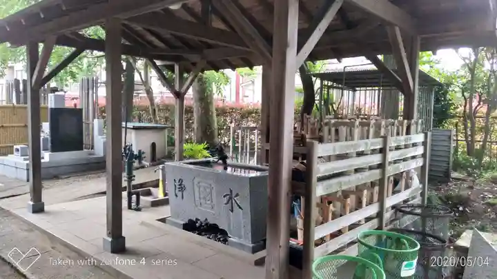 法蓮寺の手水舎