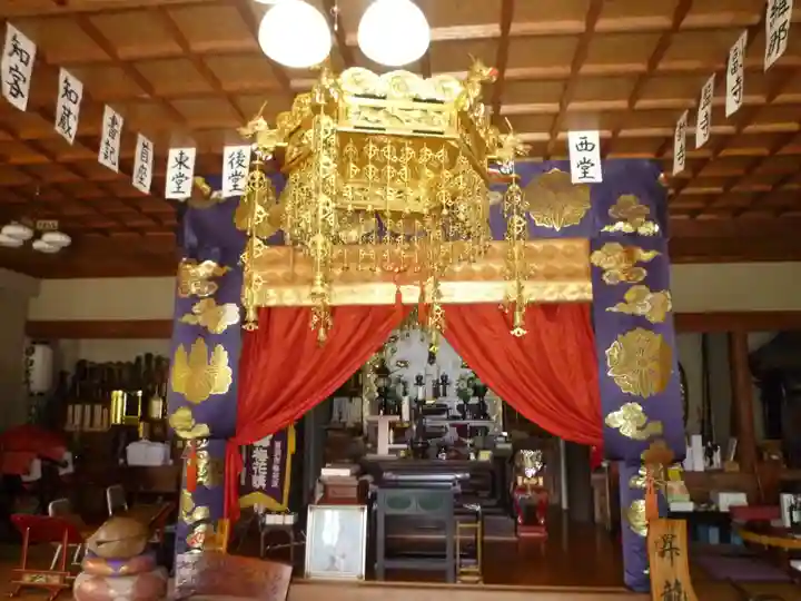 白言寺の本殿・本堂