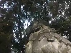 寒川神社の狛犬