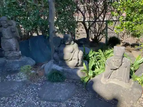 金剛寺の{uncategorized: "未分類", other: "その他", undefined: "問題あり", building: "その他建物", grave: "お墓", sacred_gate: "鳥居", guardian: "狛犬", statue: "像", buddha: "仏像", history: "歴史", nature: "自然", garden: "庭園", animal: "動物", pagoda: "塔", temizu: "手水舎", mountain_gate: "山門・神門", sanctuary: "本殿・本堂", subordinate: "末社・摂社", art: "芸術", scenery: "景色", jizo: "地蔵", ema: "絵馬", goshuin: "御朱印", omikuji: "おみくじ", items: "授与品その他", amulet: "お守り", goshuincho: "御朱印帳", eats: "食事", festival: "お祭り", votive_dance: "神楽", shichigosan: "七五三参", wedding: "結婚式", experience: "体験その他", initially: "初詣", around: "周辺", anti_infection: "感染症対策"}