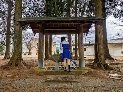 竹佐伊奈神社の手水舎