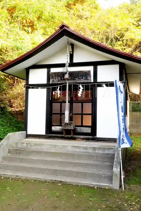 虻田神社の末社・摂社