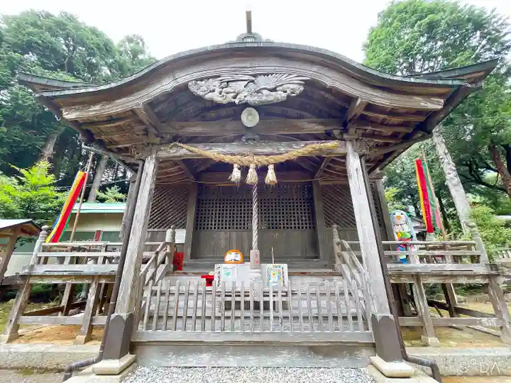 坂本八幡神社の本殿・本堂