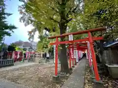 鬼子母神堂　(法明寺）の鳥居