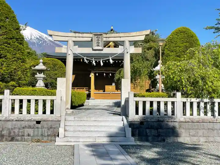 伊奈神社の{uncategorized: "未分類", other: "その他", undefined: "問題あり", building: "その他建物", grave: "お墓", sacred_gate: "鳥居", guardian: "狛犬", statue: "像", buddha: "仏像", history: "歴史", nature: "自然", garden: "庭園", animal: "動物", pagoda: "塔", temizu: "手水舎", mountain_gate: "山門・神門", sanctuary: "本殿・本堂", subordinate: "末社・摂社", art: "芸術", scenery: "景色", jizo: "地蔵", ema: "絵馬", goshuin: "御朱印", omikuji: "おみくじ", items: "授与品その他", amulet: "お守り", goshuincho: "御朱印帳", eats: "食事", festival: "お祭り", votive_dance: "神楽", shichigosan: "七五三参", wedding: "結婚式", experience: "体験その他", initially: "初詣", around: "周辺", anti_infection: "感染症対策"}