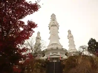 鳥居観音(埼玉県)