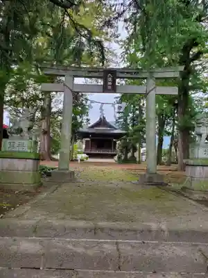 八坂神社（葛生町）の鳥居