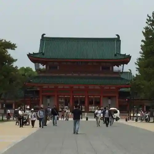 平安神宮の山門