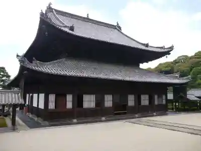 萬福寺の本殿・本堂