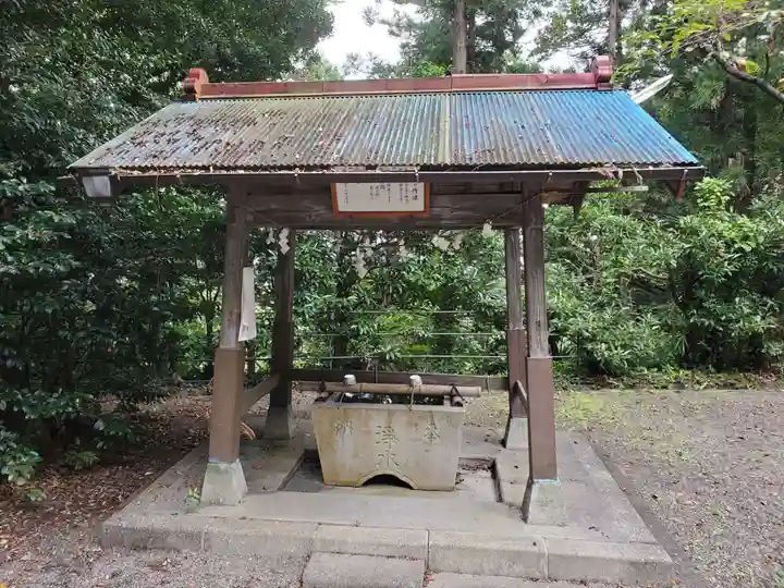 岩田神社の手水舎