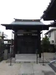 長伝寺の本殿