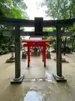 荒熊白髭稲荷神社の鳥居