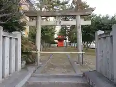 西大寺石落神社本殿の鳥居