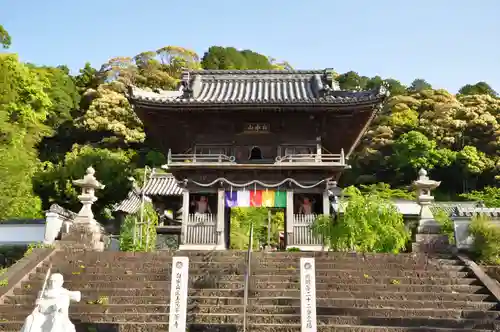 平等寺の山門・神門