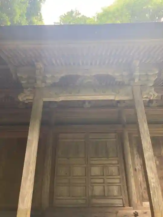 八葉寺の本殿・本堂