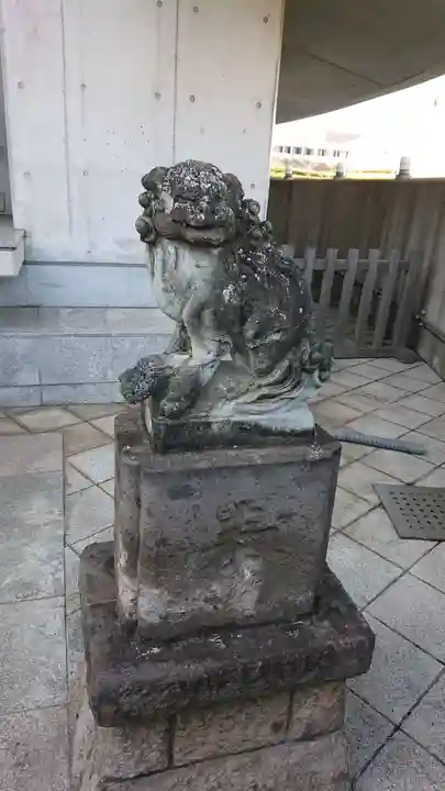 北谷稲荷神社の狛犬