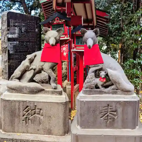 花園神社の狛犬