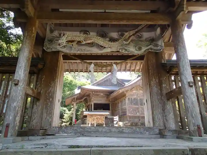 東霧島神社の山門・神門