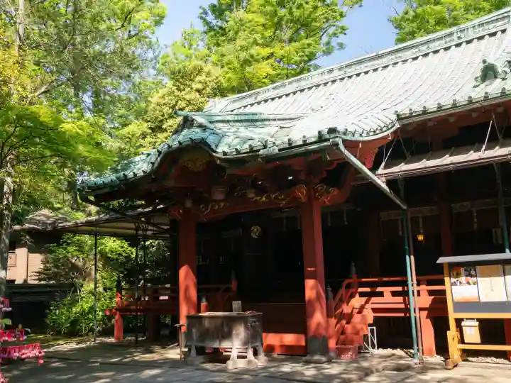 赤坂氷川神社の{uncategorized: "未分類", other: "その他", undefined: "問題あり", building: "その他建物", grave: "お墓", sacred_gate: "鳥居", guardian: "狛犬", statue: "像", buddha: "仏像", history: "歴史", nature: "自然", garden: "庭園", animal: "動物", pagoda: "塔", temizu: "手水舎", mountain_gate: "山門・神門", sanctuary: "本殿・本堂", subordinate: "末社・摂社", art: "芸術", scenery: "景色", jizo: "地蔵", ema: "絵馬", goshuin: "御朱印", omikuji: "おみくじ", items: "授与品その他", amulet: "お守り", goshuincho: "御朱印帳", eats: "食事", festival: "お祭り", votive_dance: "神楽", shichigosan: "七五三参", wedding: "結婚式", experience: "体験その他", initially: "初詣", around: "周辺", anti_infection: "感染症対策"}