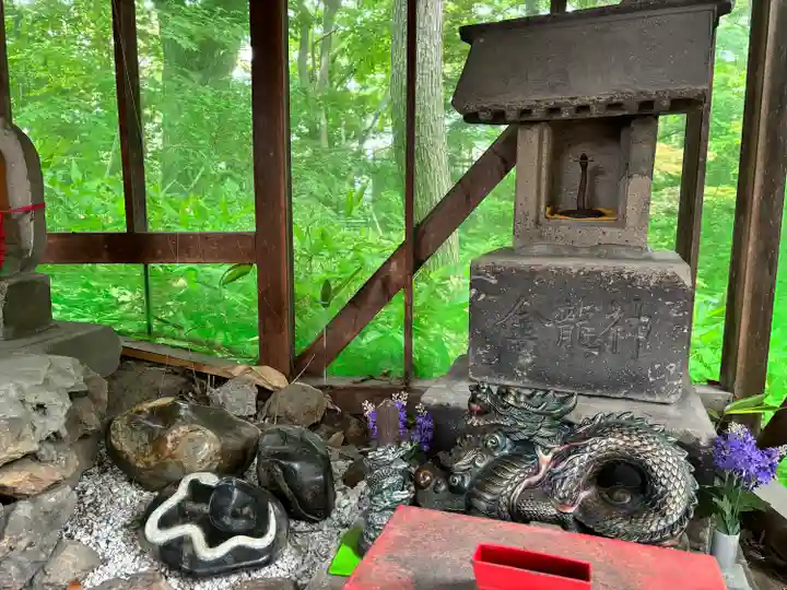 白石神社の末社・摂社