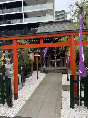 幸町辨財天の{uncategorized: "未分類", other: "その他", undefined: "問題あり", building: "その他建物", grave: "お墓", sacred_gate: "鳥居", guardian: "狛犬", statue: "像", buddha: "仏像", history: "歴史", nature: "自然", garden: "庭園", animal: "動物", pagoda: "塔", temizu: "手水舎", mountain_gate: "山門・神門", sanctuary: "本殿・本堂", subordinate: "末社・摂社", art: "芸術", scenery: "景色", jizo: "地蔵", ema: "絵馬", goshuin: "御朱印", omikuji: "おみくじ", items: "授与品その他", amulet: "お守り", goshuincho: "御朱印帳", eats: "食事", festival: "お祭り", votive_dance: "神楽", shichigosan: "七五三参", wedding: "結婚式", experience: "体験その他", initially: "初詣", around: "周辺", anti_infection: "感染症対策"}