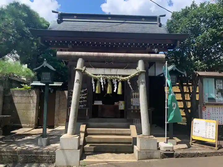 太子堂八幡神社の鳥居