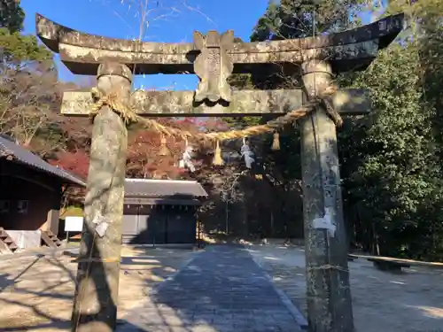 白石神社の鳥居