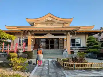 岩松寺の本殿・本堂